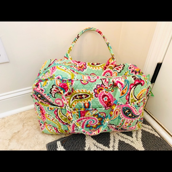 Vera Bradley duffle bag - Picture 2 of 4